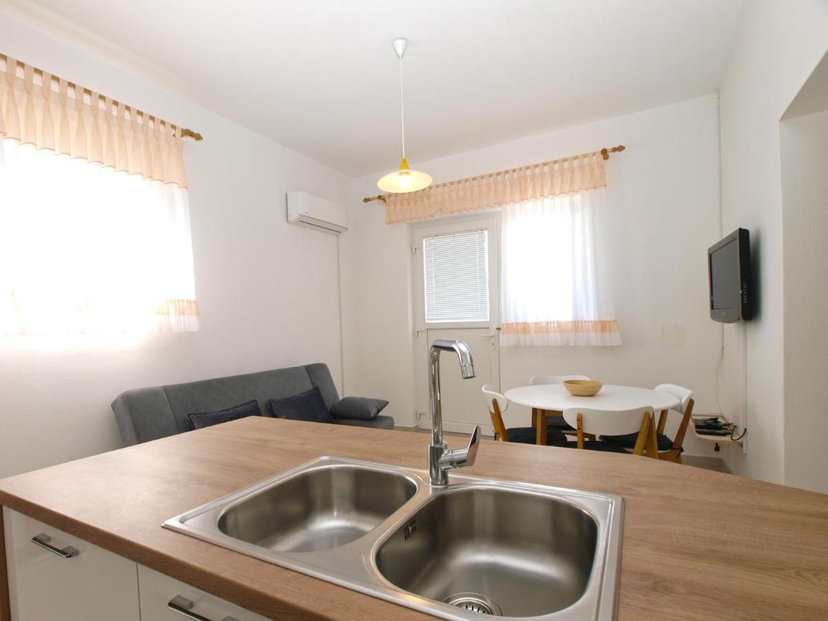 Ferienwohnung Apartemnts Guido 762 Pjescana Uvala Exterior foto