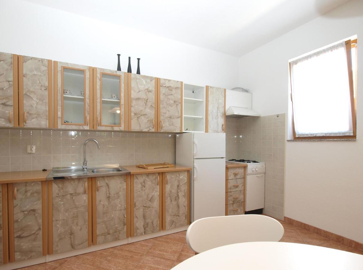 Ferienwohnung Apartemnts Guido 762 Pjescana Uvala Exterior foto