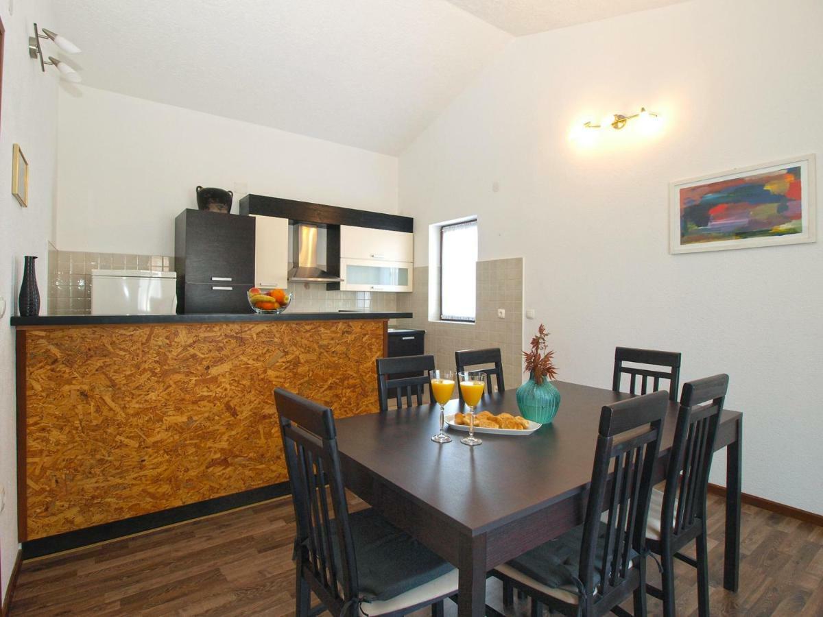 Ferienwohnung Apartemnts Guido 762 Pjescana Uvala Exterior foto